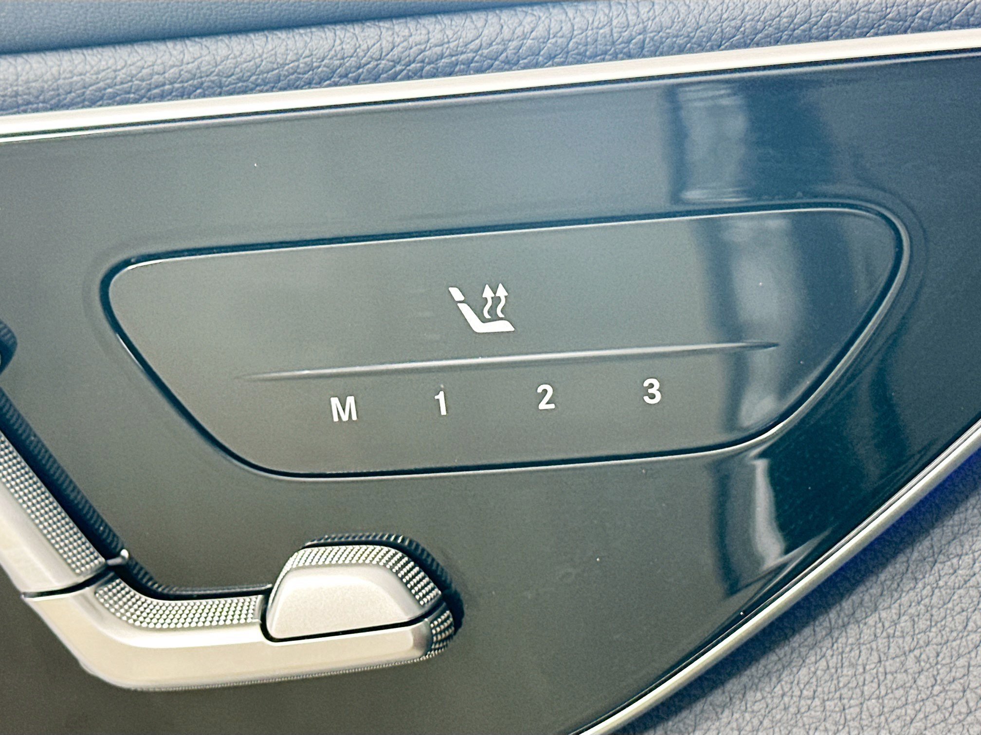 Certified 2023 Mercedes-Benz GLC 300 4MATIC image 23