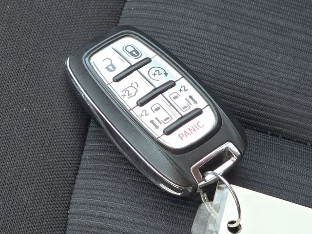 Used 2023 Chrysler Voyager LX FWD image 35