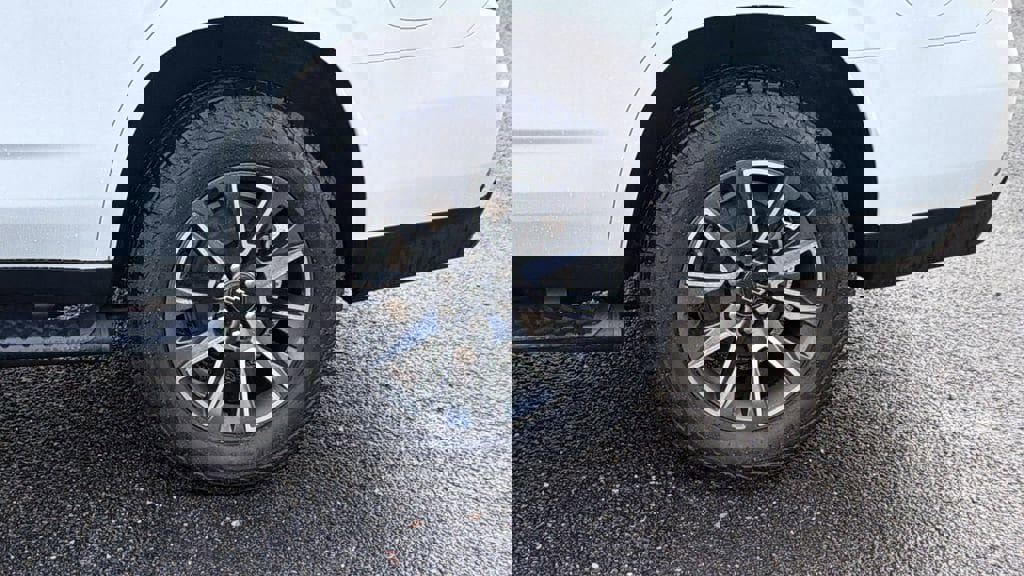 Used 2023 Chevrolet Tahoe Z71 w/ Luxury Package image 9