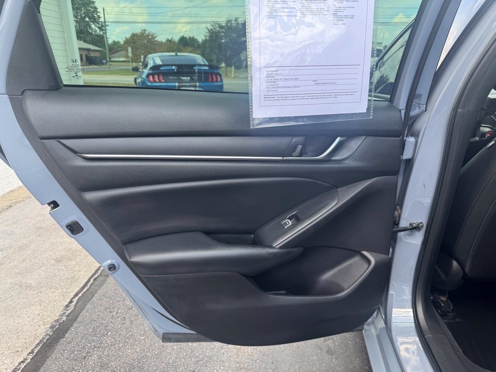 Used 2022 Honda Accord Sport image 6