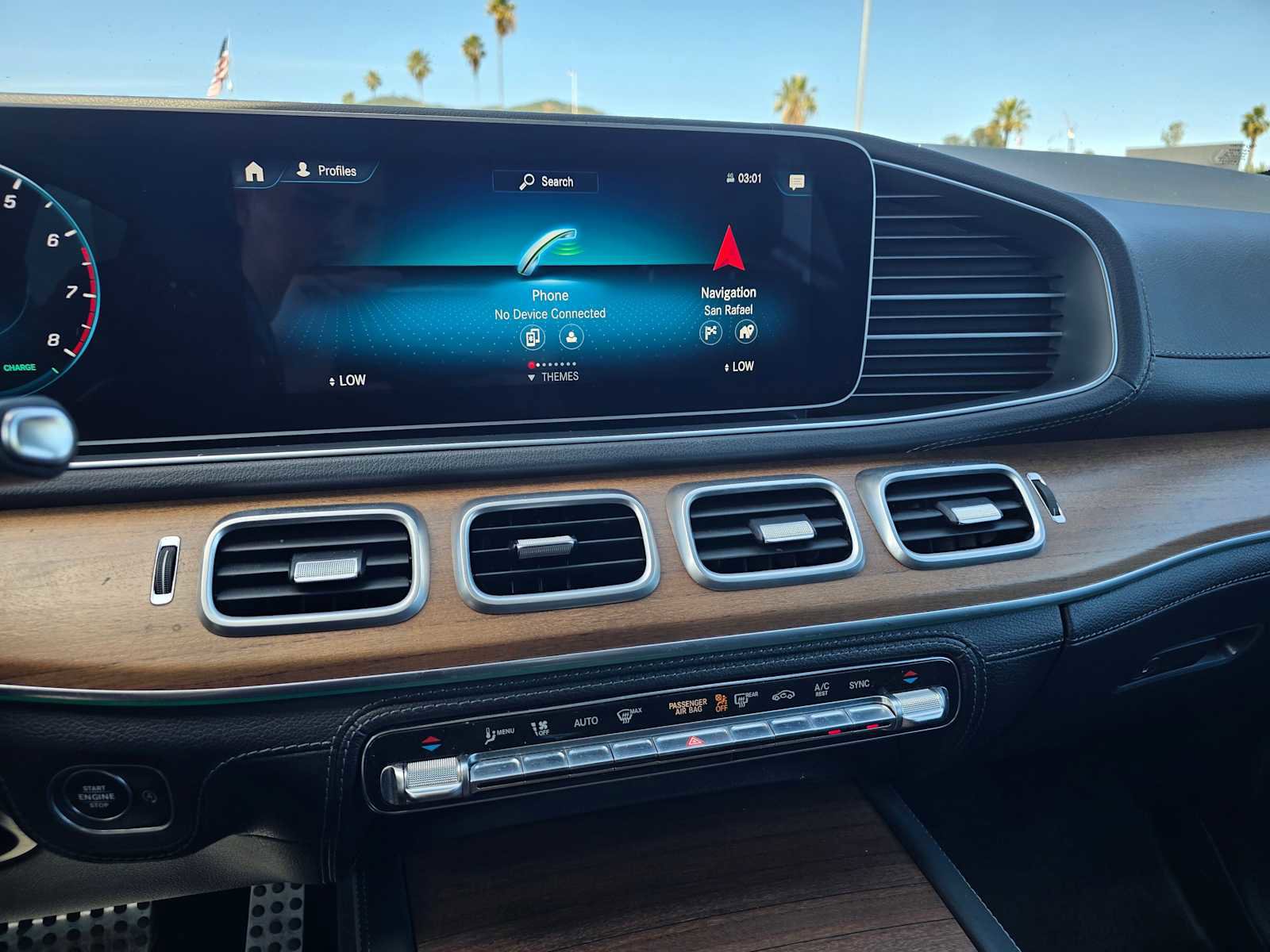 Used 2021 Mercedes-Benz GLS 580 4MATIC image 29