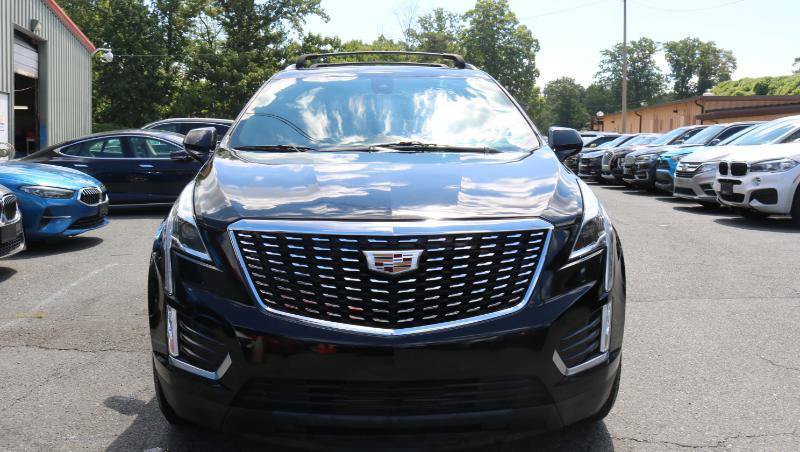 Used 2022 Cadillac XT5 Premium Luxury FWD image 2