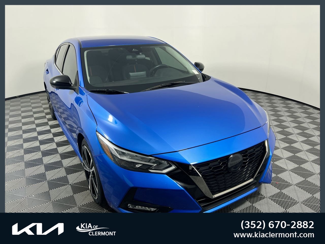 Used 2022 Nissan Sentra SR FWD image 1