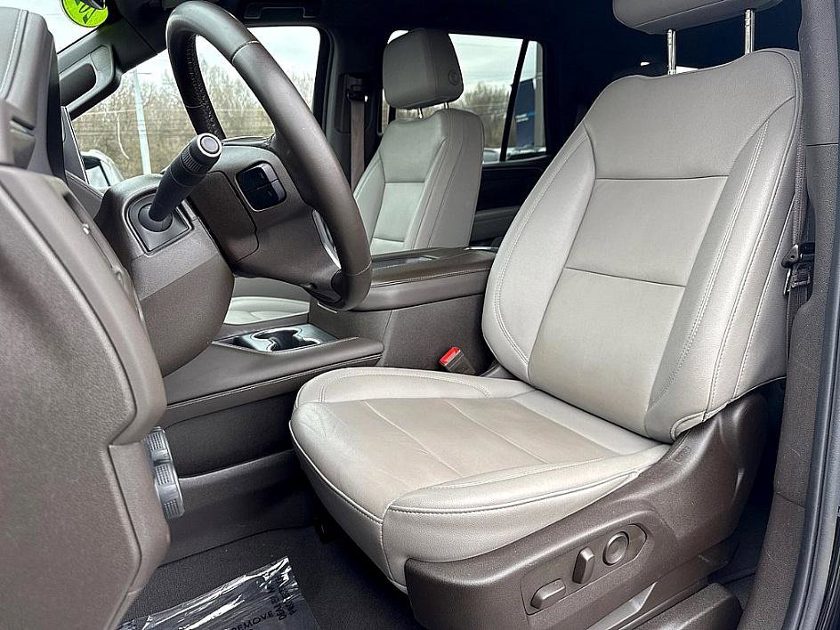 Used 2024 Chevrolet Tahoe LT image 11