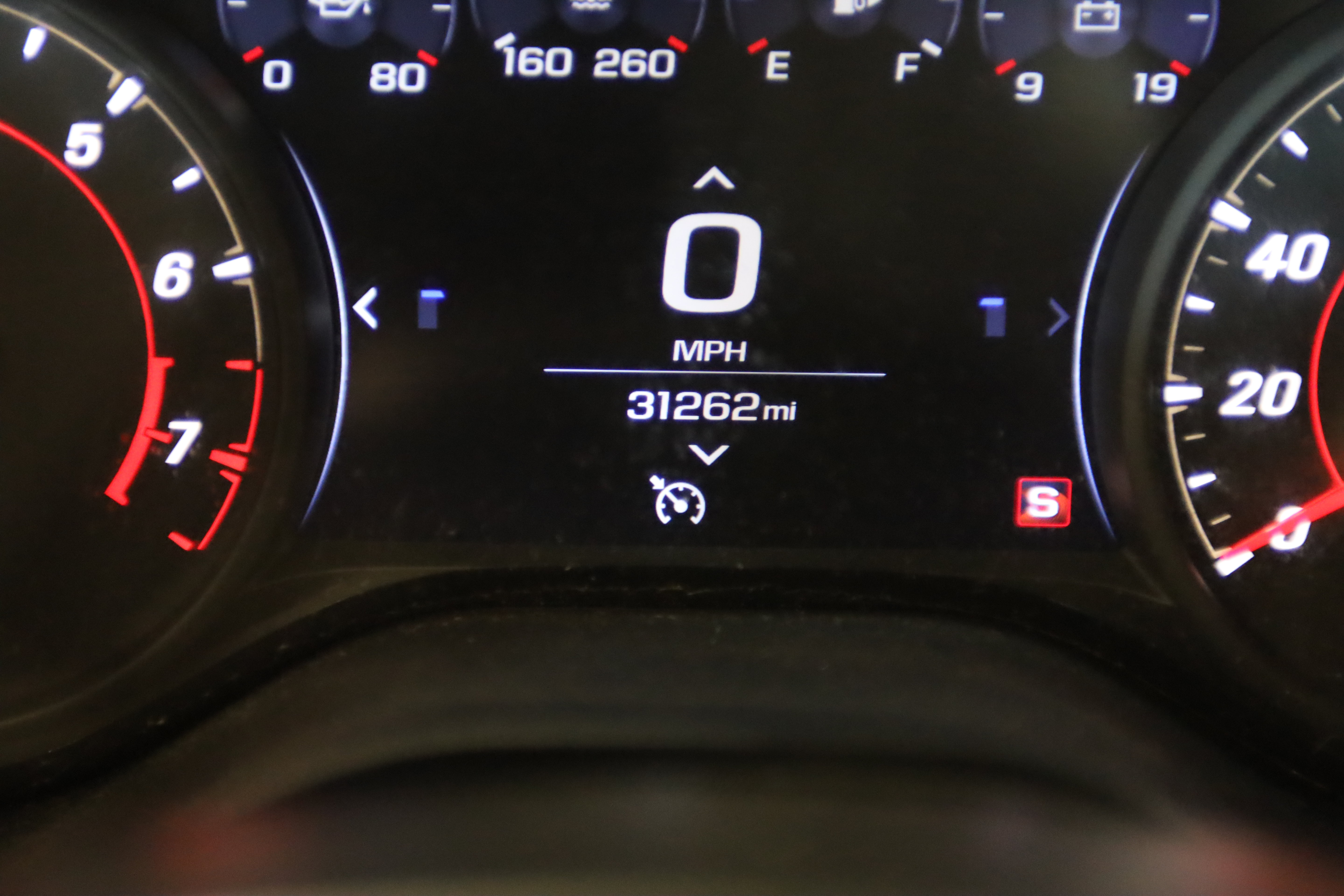 Used 2019 Chevrolet Camaro SS RWD image 17