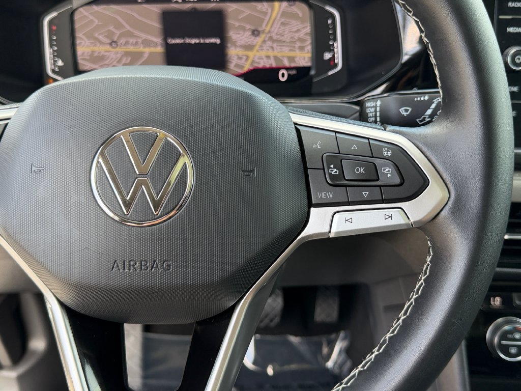 Used 2023 Volkswagen Taos SEL AWD/4WD image 19