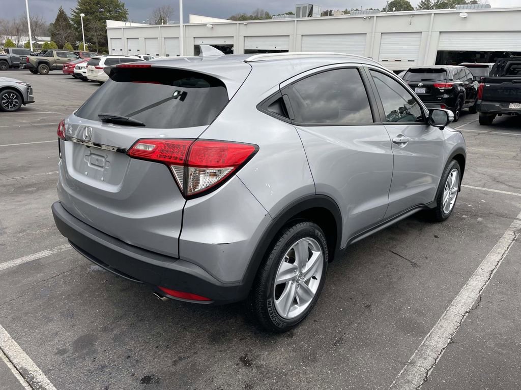 Used 2019 Honda HR-V EX image 9