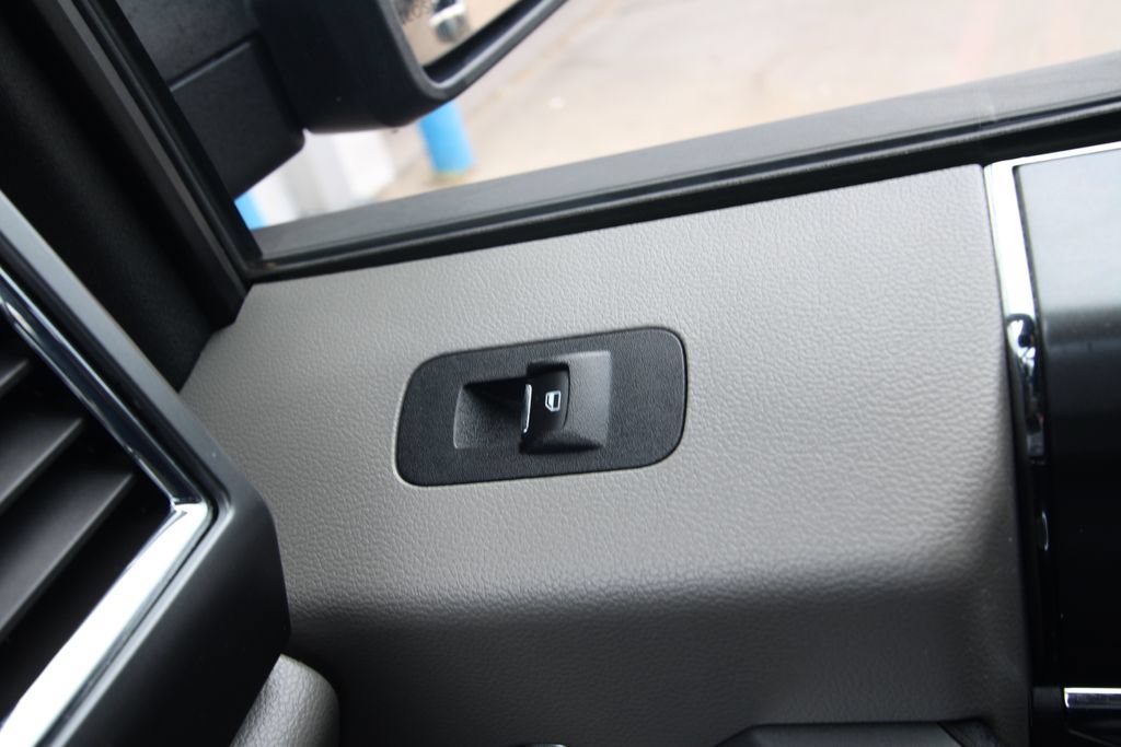 Used 2016 Ford F150 XLT w/ Equipment Group 301A Mid AWD/4WD image 22