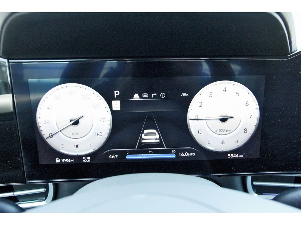 Certified 2025 Hyundai Elantra SEL image 16