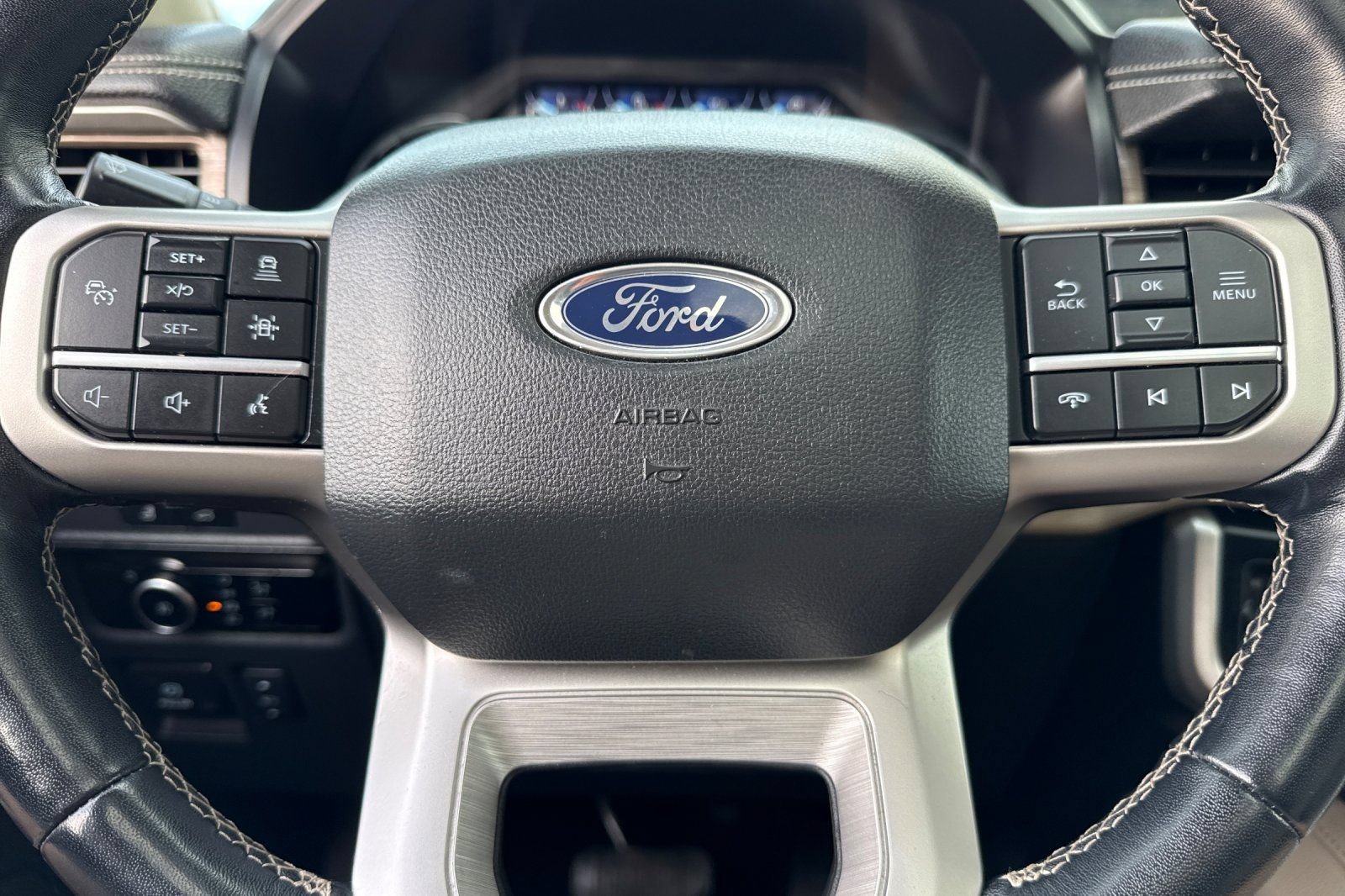 Used 2024 Ford Expedition Max Limited AWD/4WD image 22