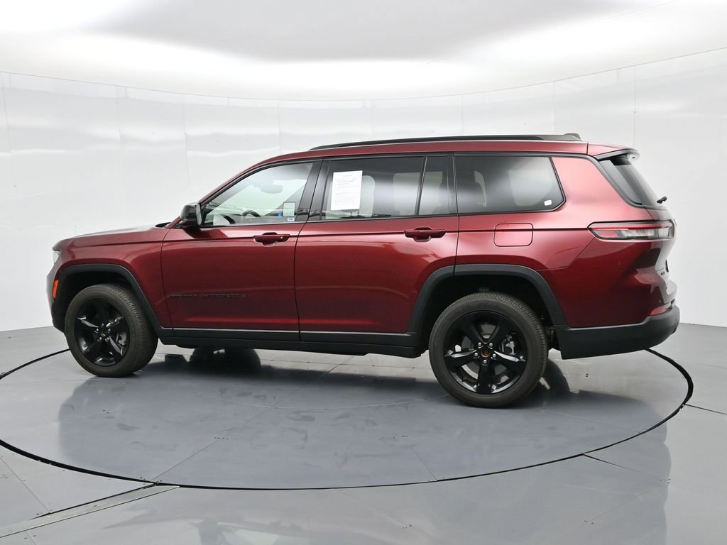 New 2023 Jeep Grand Cherokee L Laredo image 10