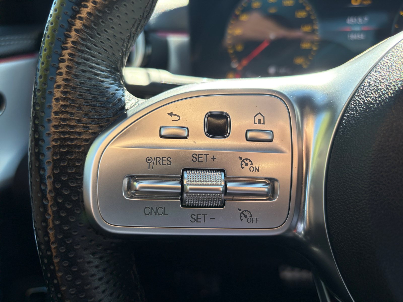 Used 2023 Mercedes-Benz CLA 35 AMG 4MATIC image 20
