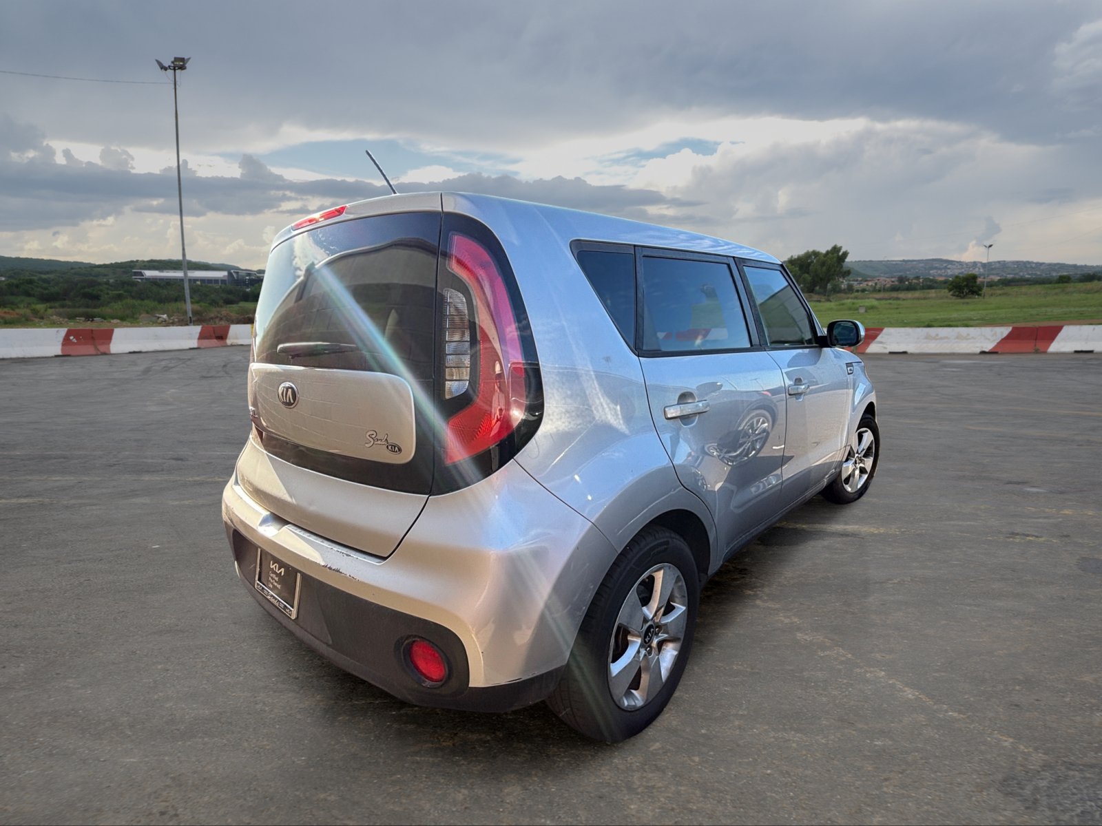 Used 2017 Kia Soul FWD image 3