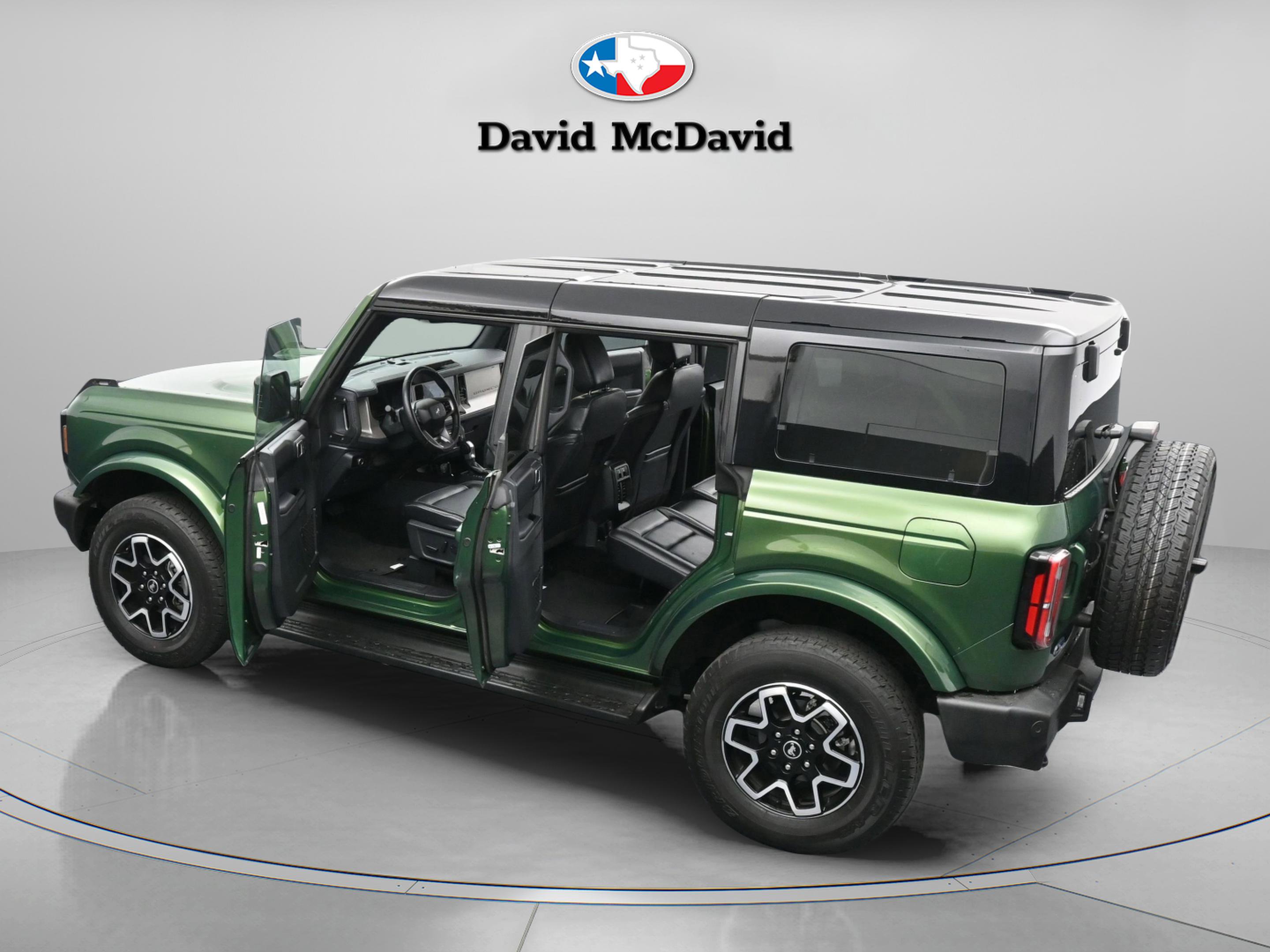 Used 2025 Ford Bronco Outer Banks AWD/4WD image 10