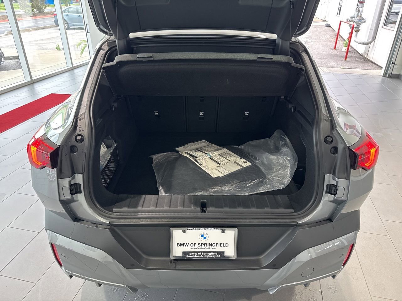 Used 2025 BMW X2 xDrive28i w/ Technology Package image 9