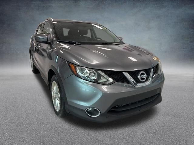 Used 2017 Nissan Rogue Sport SV w/ SV All-Weather Package AWD/4WD image 3
