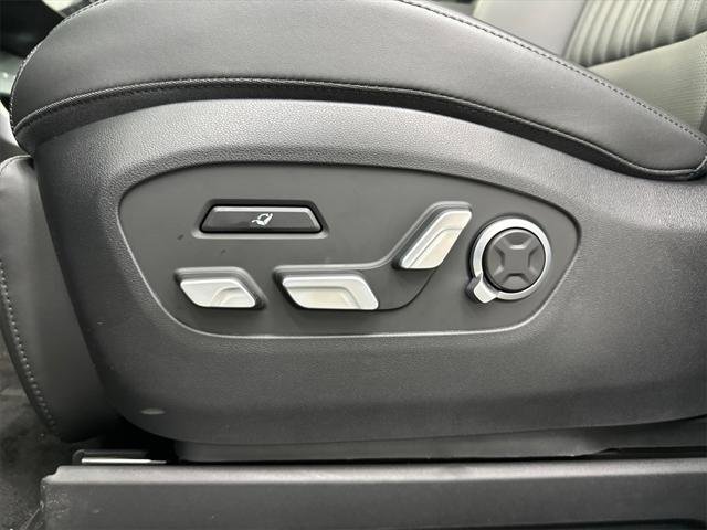 New 2026 Hyundai Ioniq 9 Calligraphy image 10