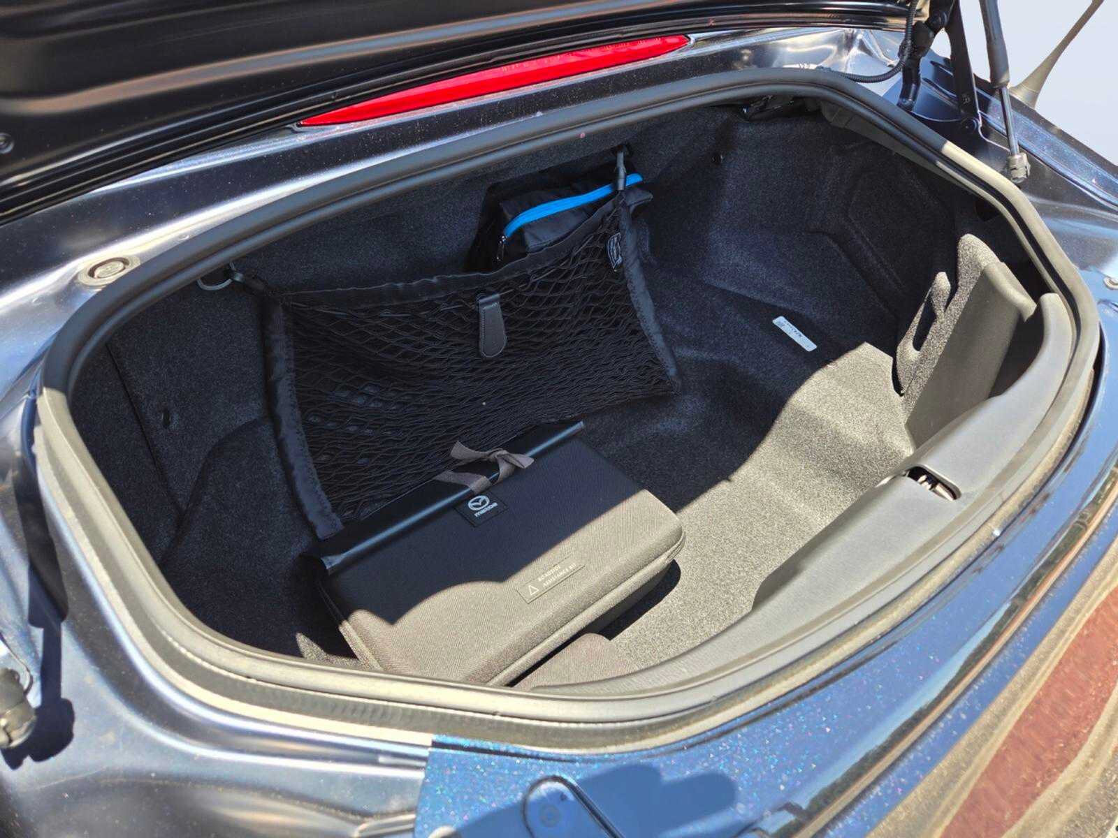 New 2026 MAZDA MX-5 Miata Club w/ Interior Package RWD image 14