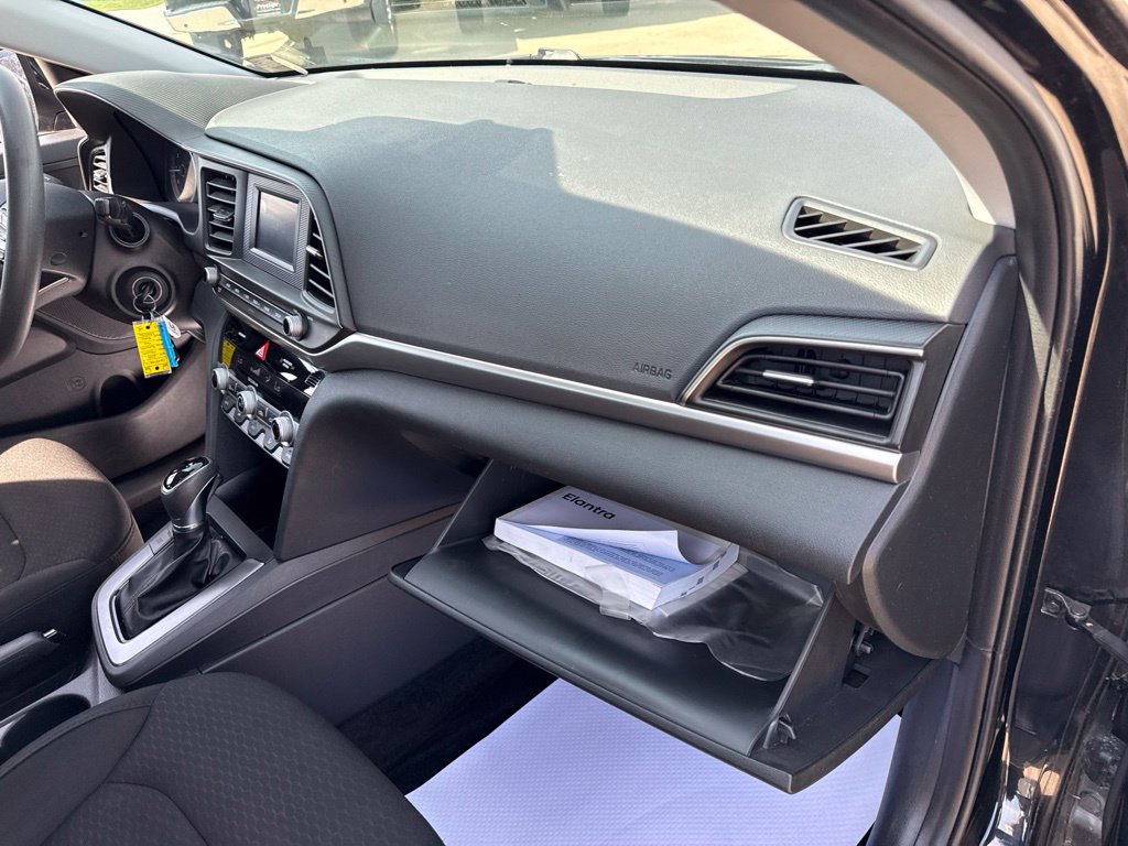 Used 2020 Hyundai Elantra SE w/ Cargo Package (C1) FWD image 37