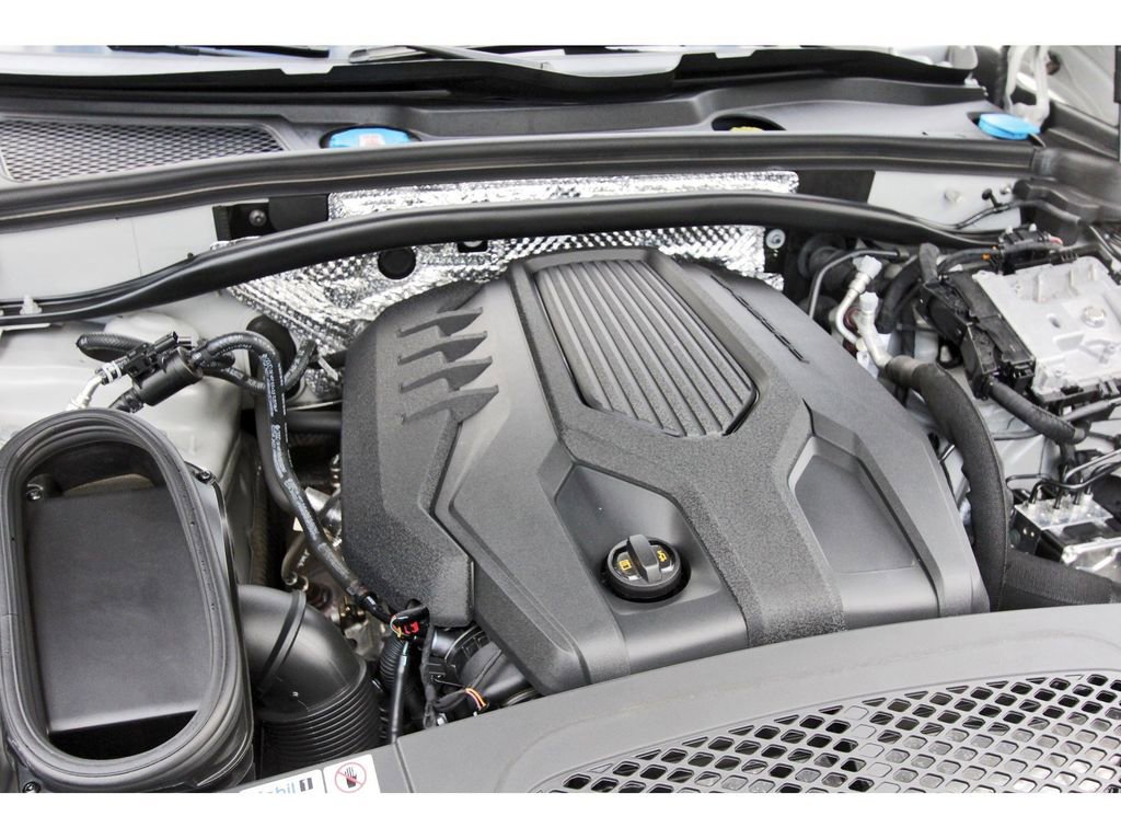 Used 2022 Porsche Macan image 36