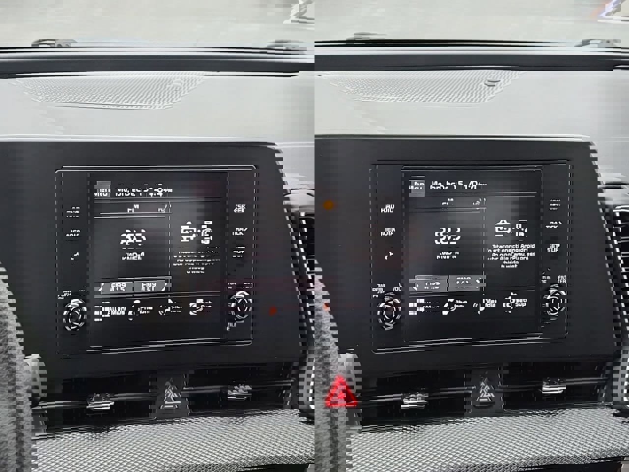 Used 2024 Kia Sportage LX image 14