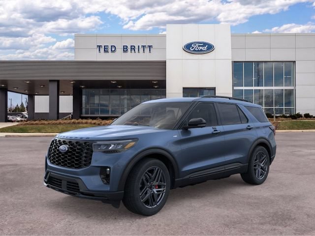 New 2026 Ford Explorer ST-Line w/ ST-Line Street Pack AWD/4WD image 2
