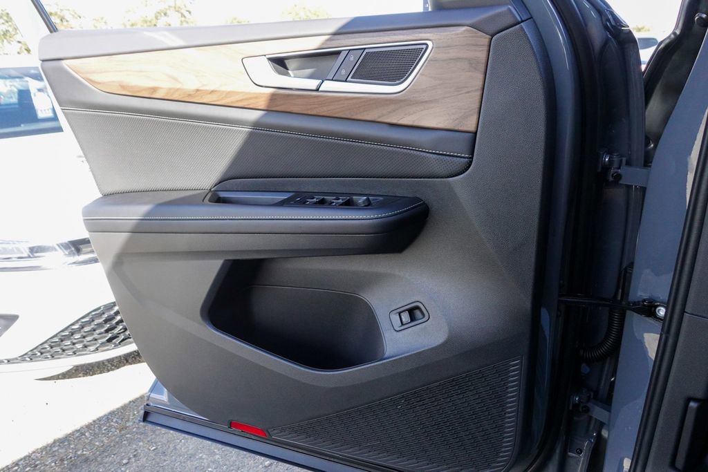 New 2026 Volkswagen Atlas SE image 23