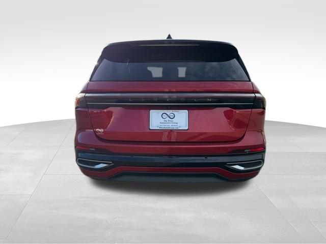 Used 2024 Lincoln Nautilus Reserve AWD/4WD image 6