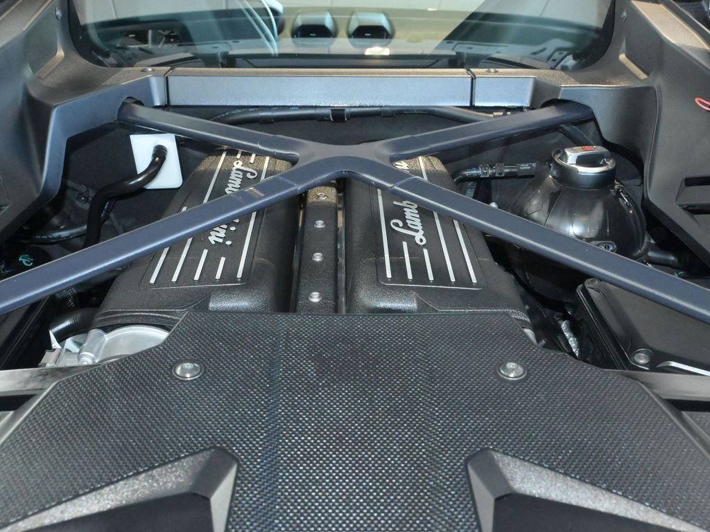 Used 2020 Lamborghini Huracan EVO AWD/4WD image 26