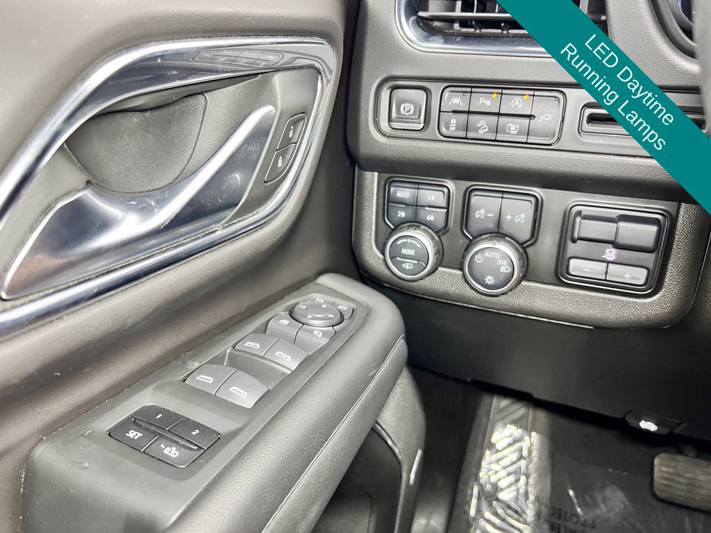 Used 2022 Chevrolet Suburban Z71 w/ Z71 Off-Road Package AWD/4WD image 24
