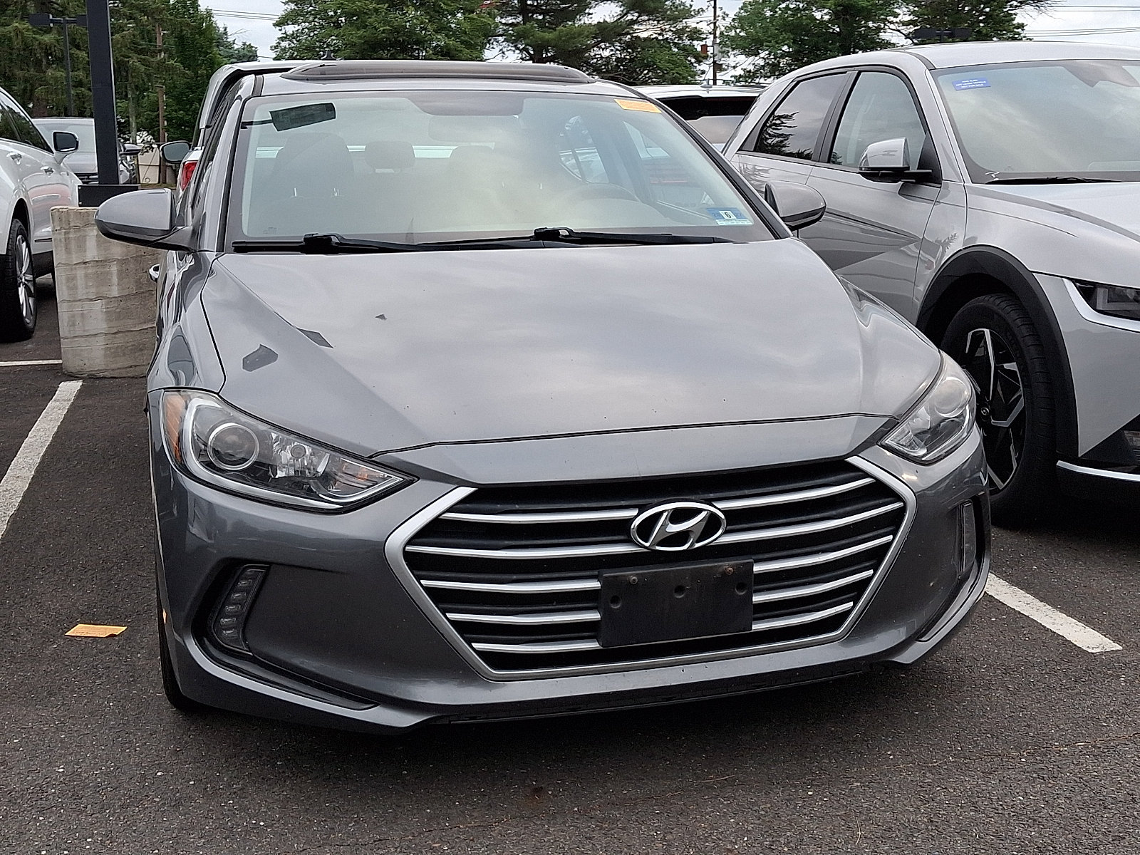 Used 2018 Hyundai Elantra Value Edition w/ Cargo Package FWD image 4