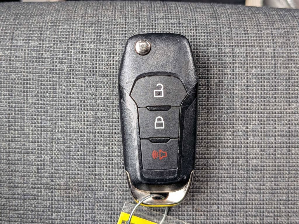 Used 2025 Ford F150 XLT w/ Equipment Group 301A Standard AWD/4WD image 27