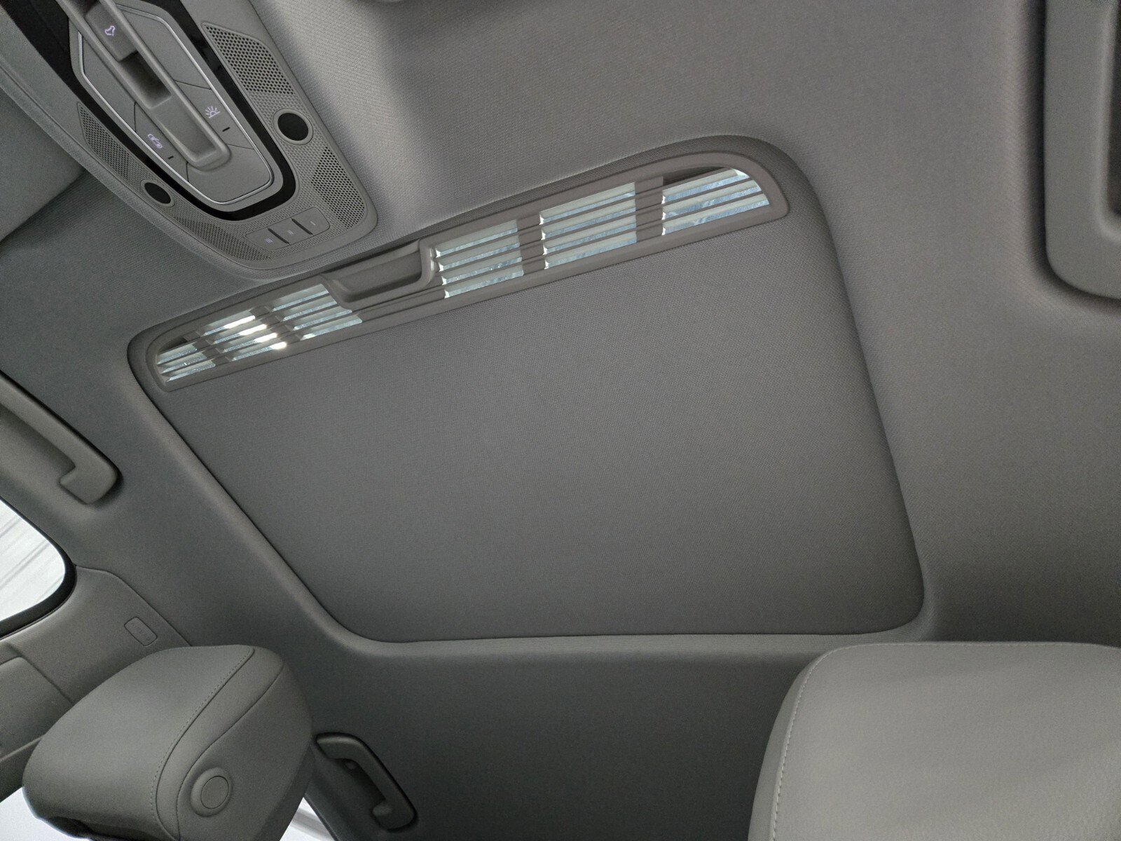 Used 2018 Audi A4 2.0T Ultra Premium Plus image 9