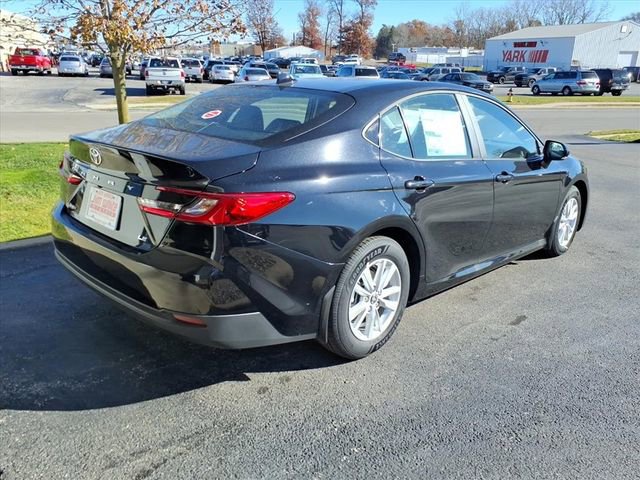 New 2026 Toyota Camry LE image 5
