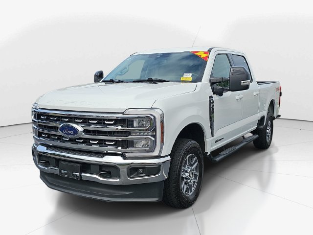 Certified 2024 Ford F250 Lariat w/ FX4 Off-Road Package AWD/4WD image 9