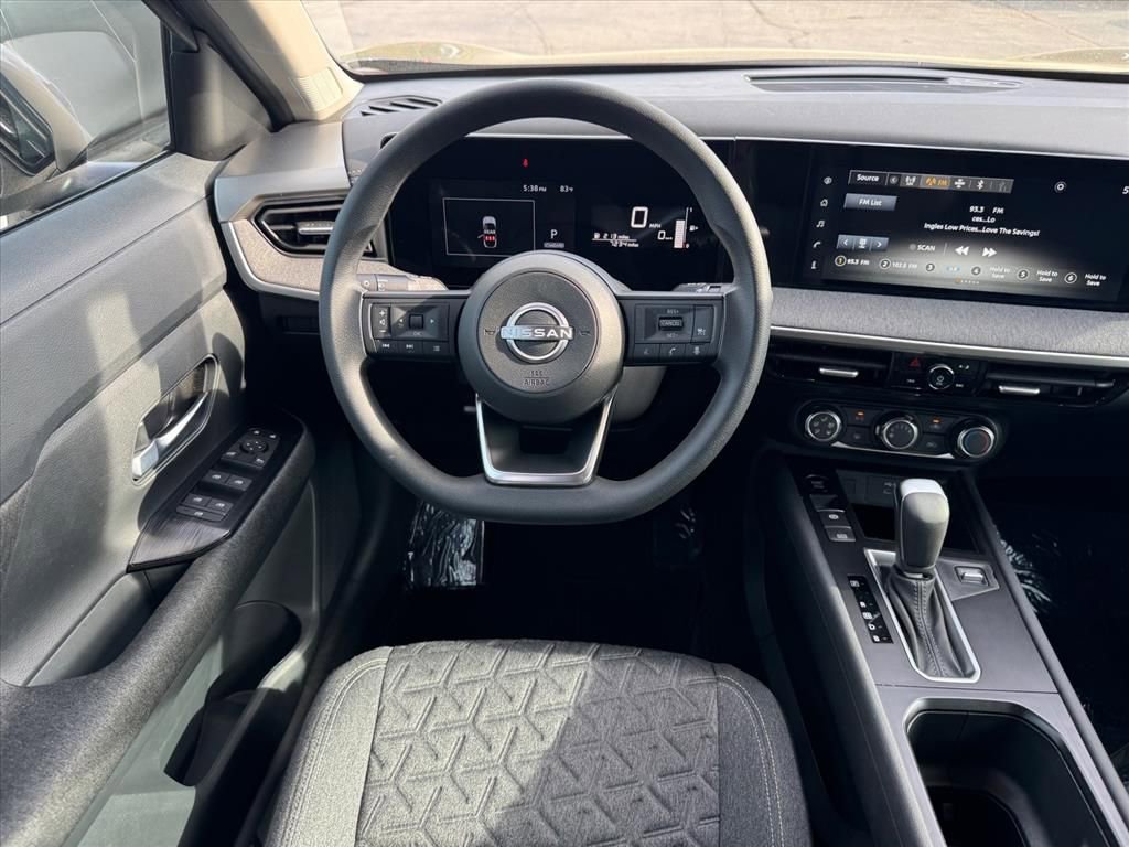 Certified 2025 Nissan Kicks SV w/ Interior Electronics Package image 12