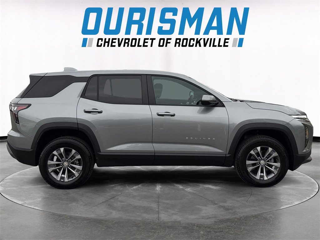 Used 2026 Chevrolet Equinox LT image 7