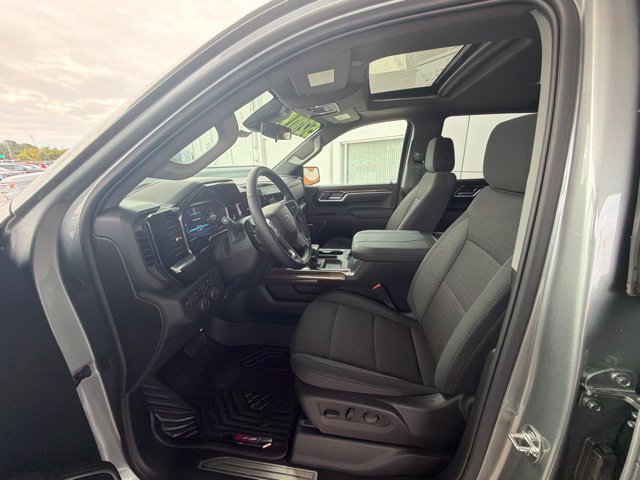 New 2026 Chevrolet Silverado 1500 RST AWD/4WD image 14