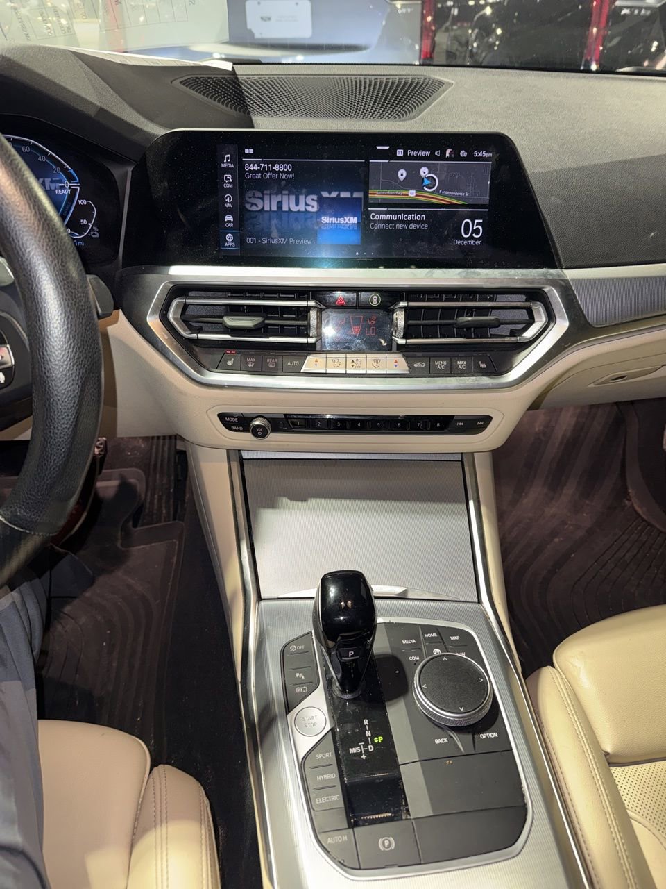 Used 2022 BMW 330e xDrive w/ Convenience Package image 3