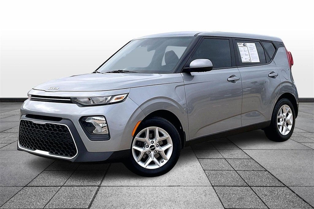 Certified 2022 Kia Soul LX w/ Technology Package