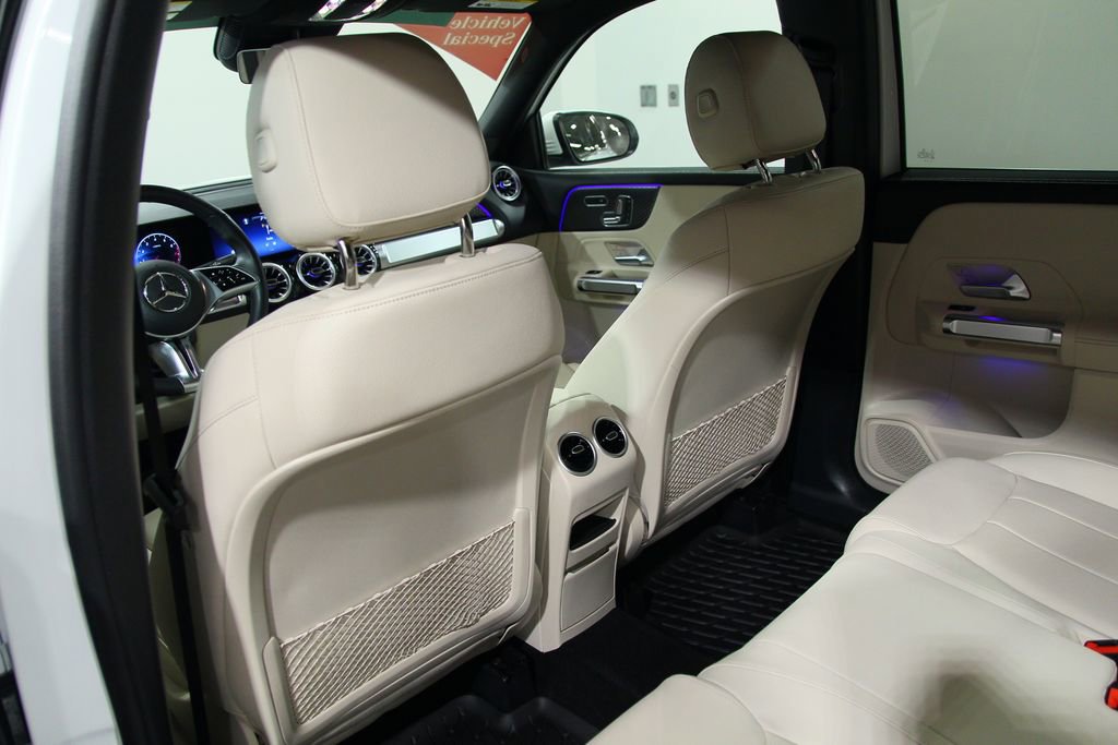 Certified 2025 Mercedes-Benz GLB 250 4MATIC image 28