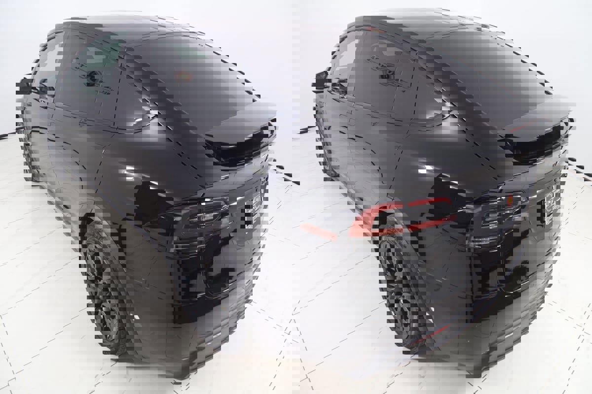 Used 2022 Tesla Model X image 30