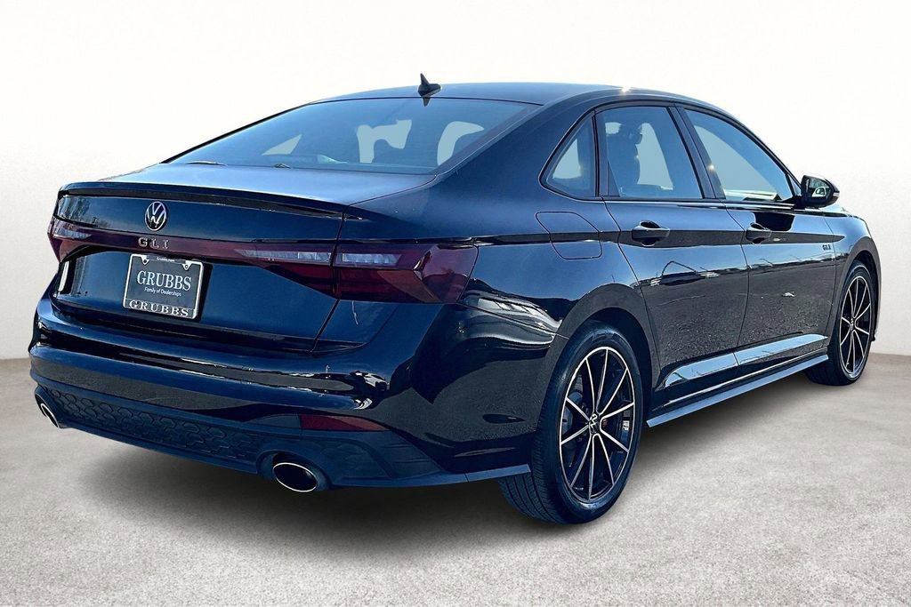 Used 2025 Volkswagen Jetta GLI Autobahn image 2