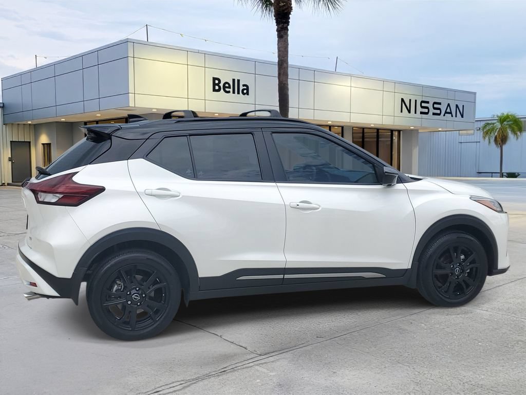Certified 2024 Nissan Kicks SR w/ SR Premium Package FWD image 7
