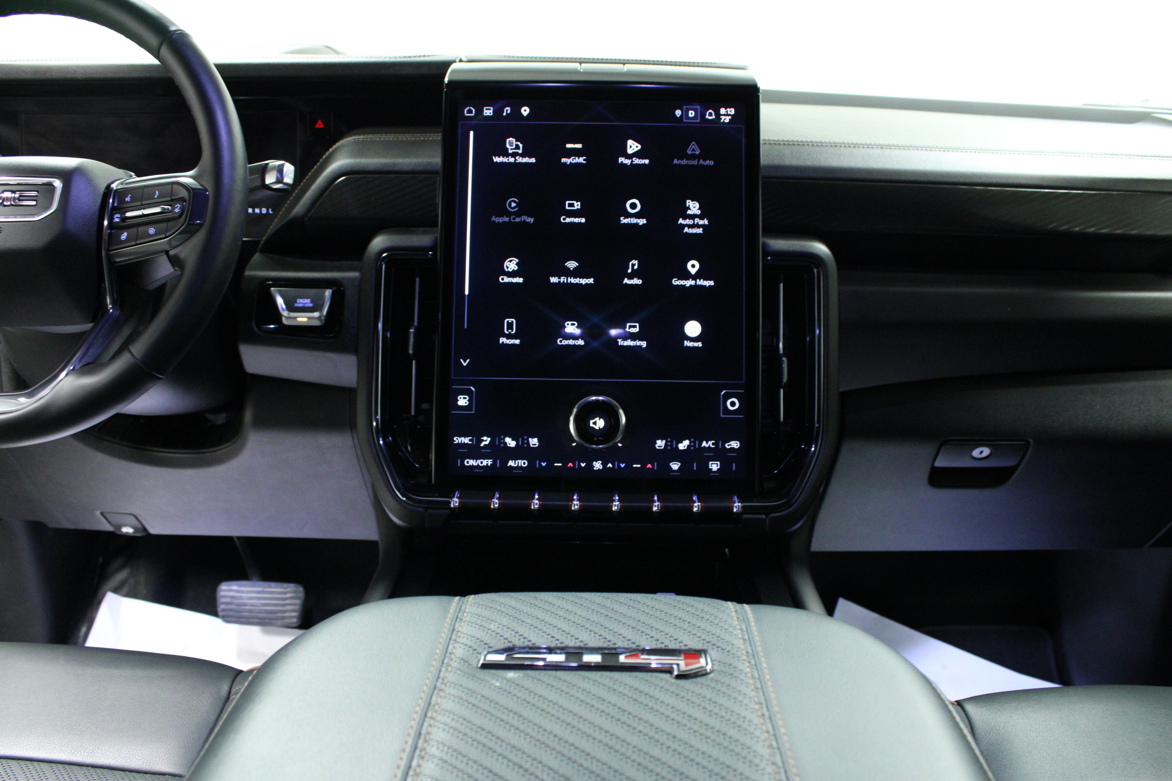 Used 2025 GMC Yukon XL AT4 AWD/4WD image 19
