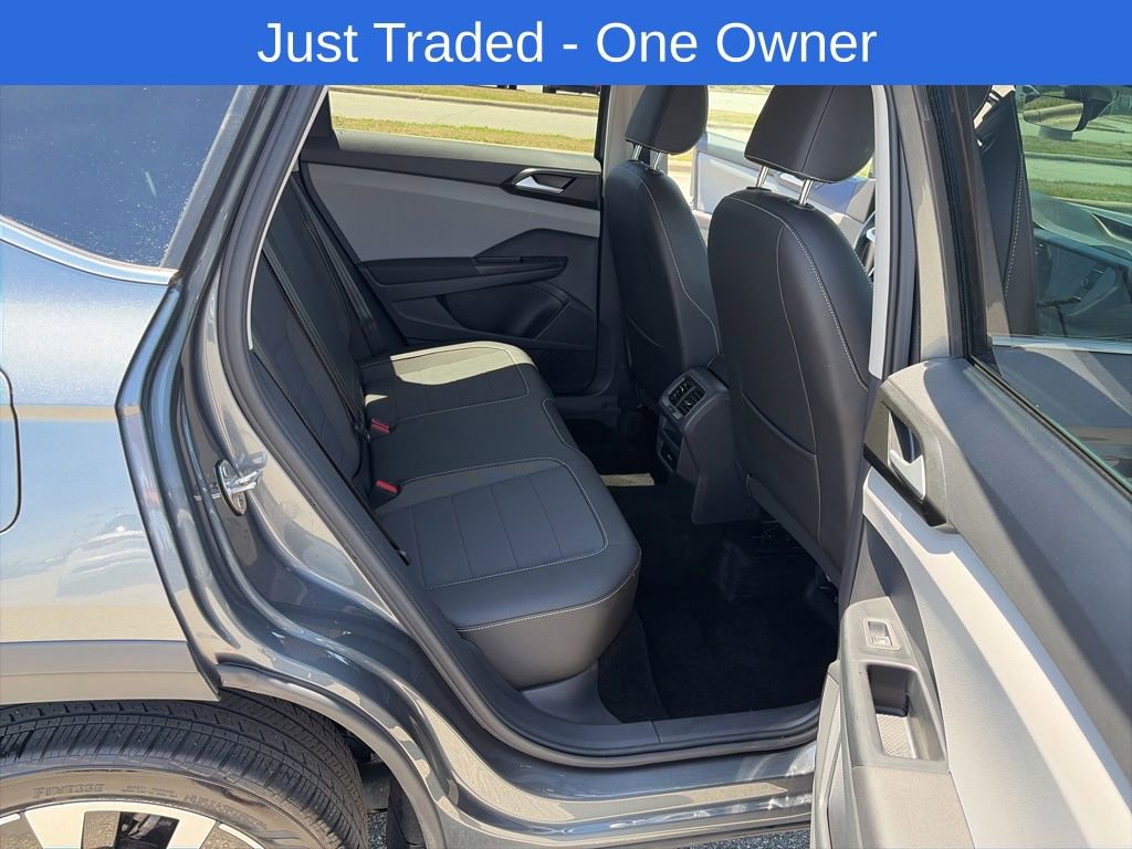 Used 2023 Volkswagen Taos SE FWD image 13