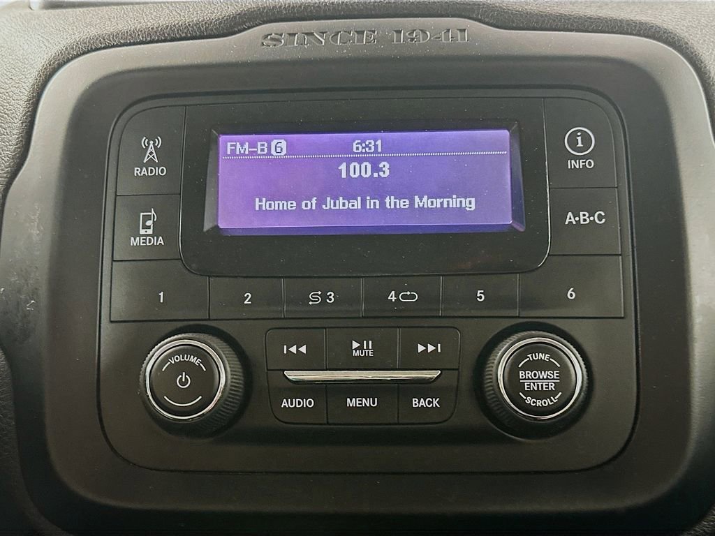 Used 2017 Jeep Renegade Sport w/ Power & Air Group image 17