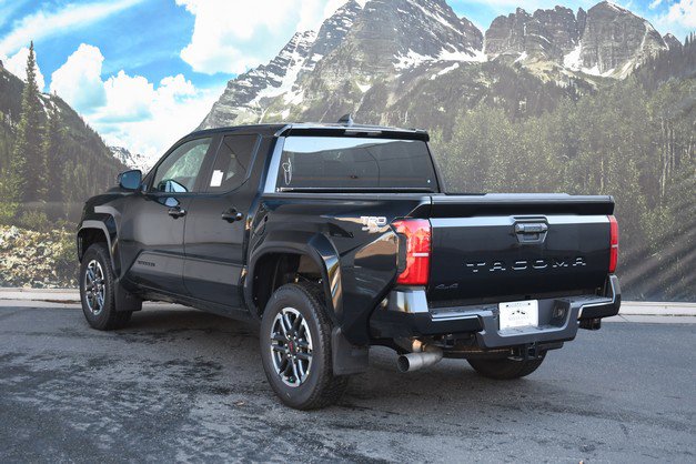 New 2025 Toyota Tacoma TRD Sport image 3