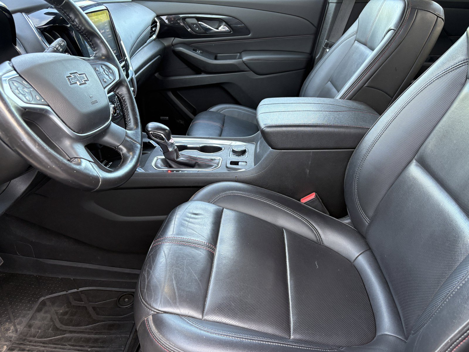Used 2022 Chevrolet Traverse RS AWD/4WD image 11
