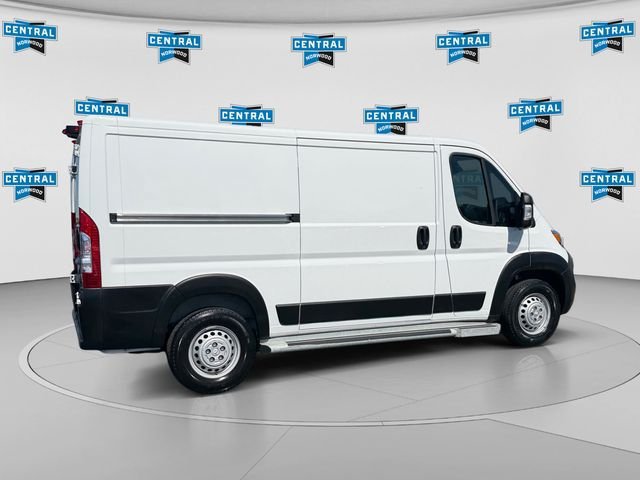 Used 2025 RAM ProMaster 2500 w/ U-Haul Equipment Group FWD image 5